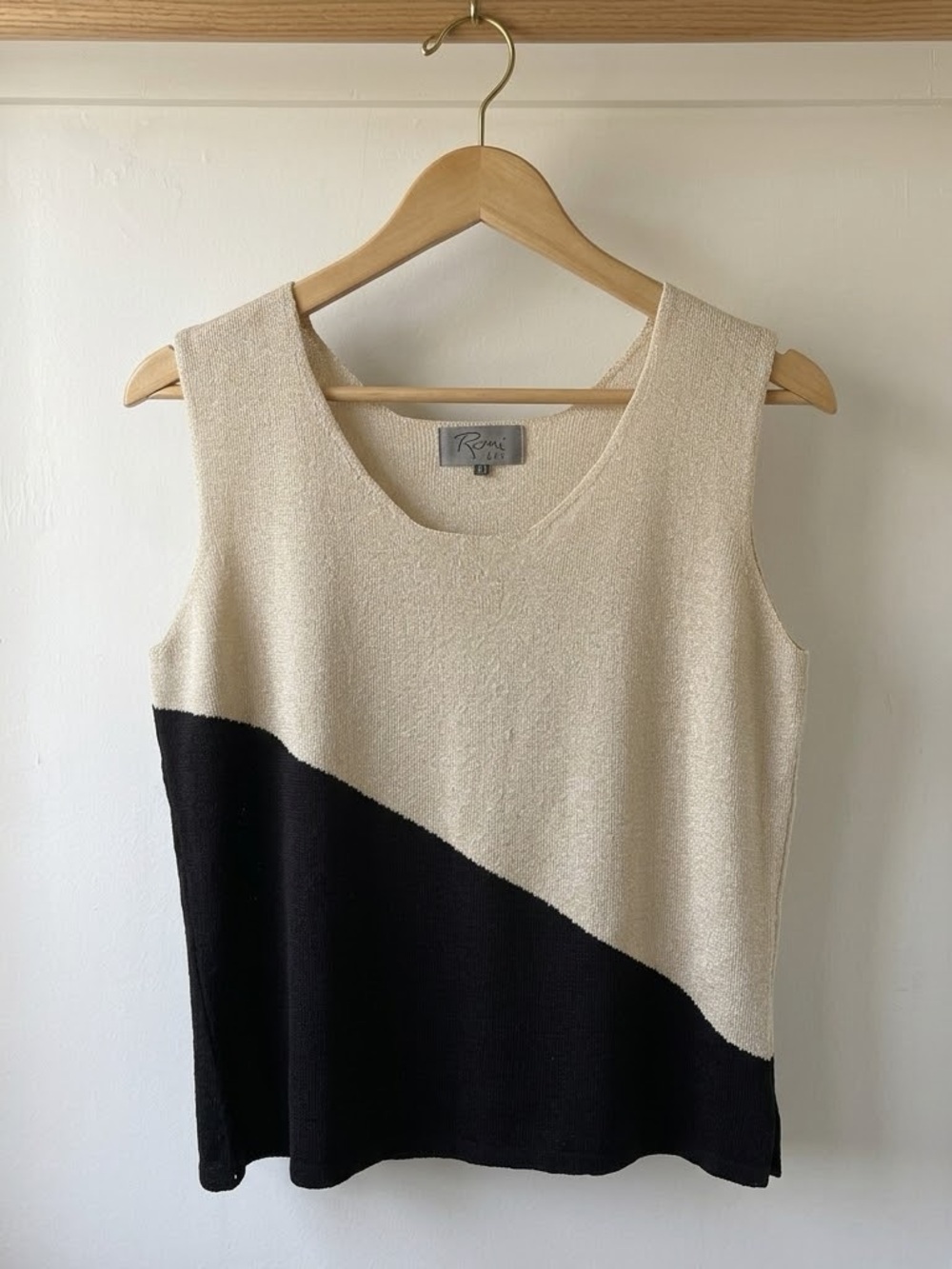 Roni Bis Vintage Colorblock fine knit sleevless top size M/L relaxed fit